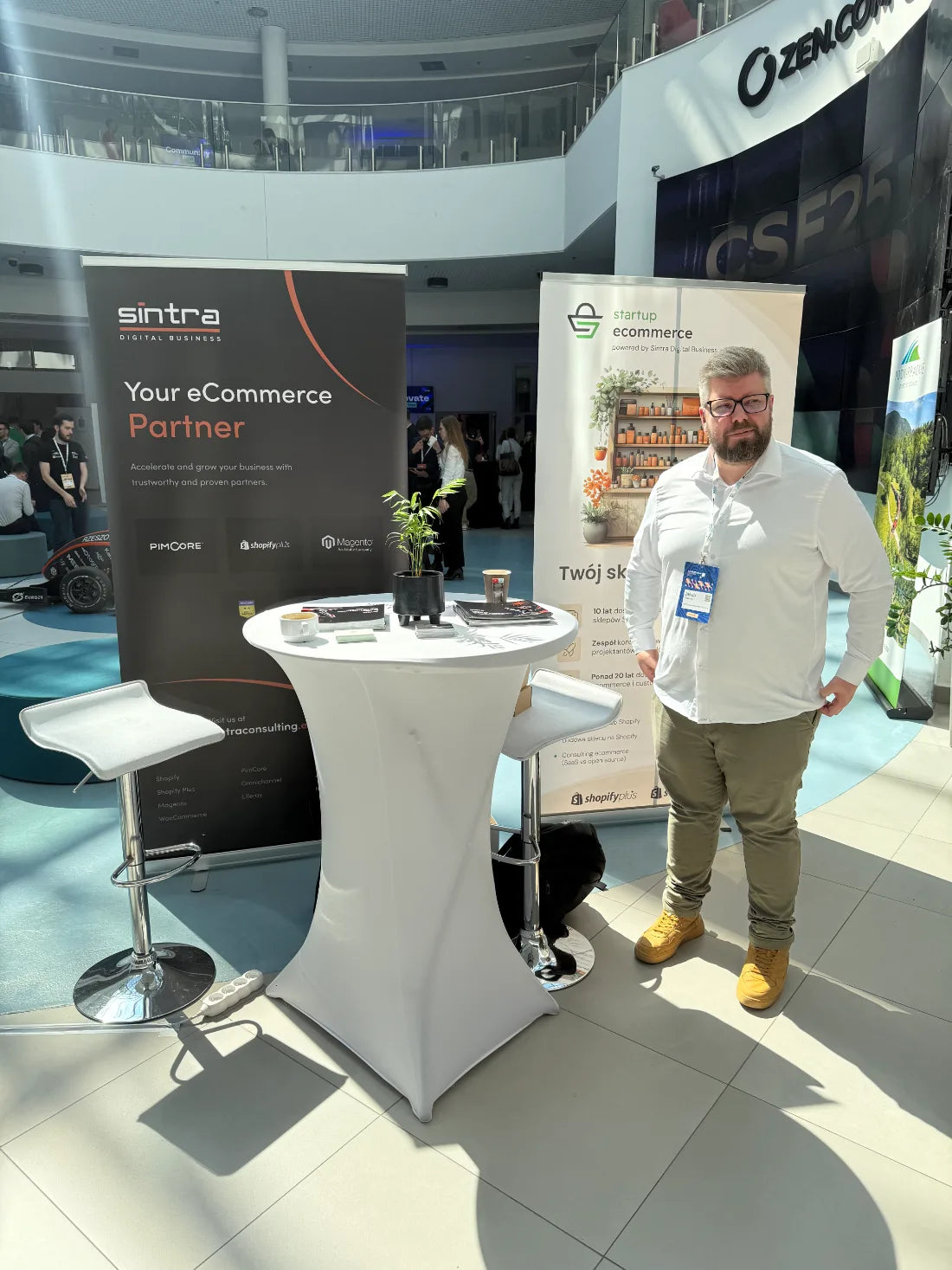 Stoisko Startup Ecommerce / Sintra Digital Business na konferencji e-commerce